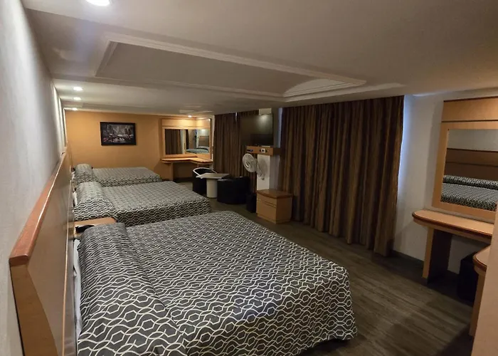 Hotel Gran Vía 3*