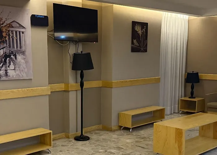 Hotel Y Gran Via, Tultitlan